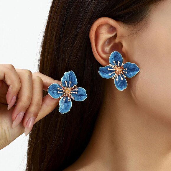 Women's Blue Beauty Cute Flower Shape Statement Boho Dainty Stud Earrings - Picture 3 of 4